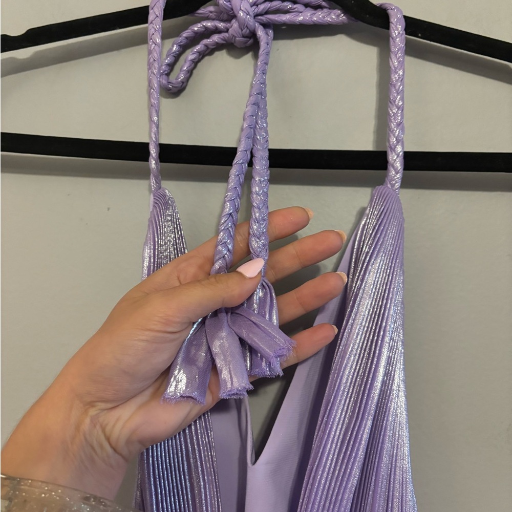 Alice + Olivia Arista Halterneck Accordion Pleat Maxi Dress in lavender Size 2 - Picture 9 of 12